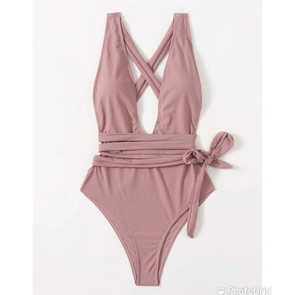Other - ❤️‍🔥 LAST ONE ❤️‍🔥 Women’s Monokini One Piece Bikini Swimsuit SIze M